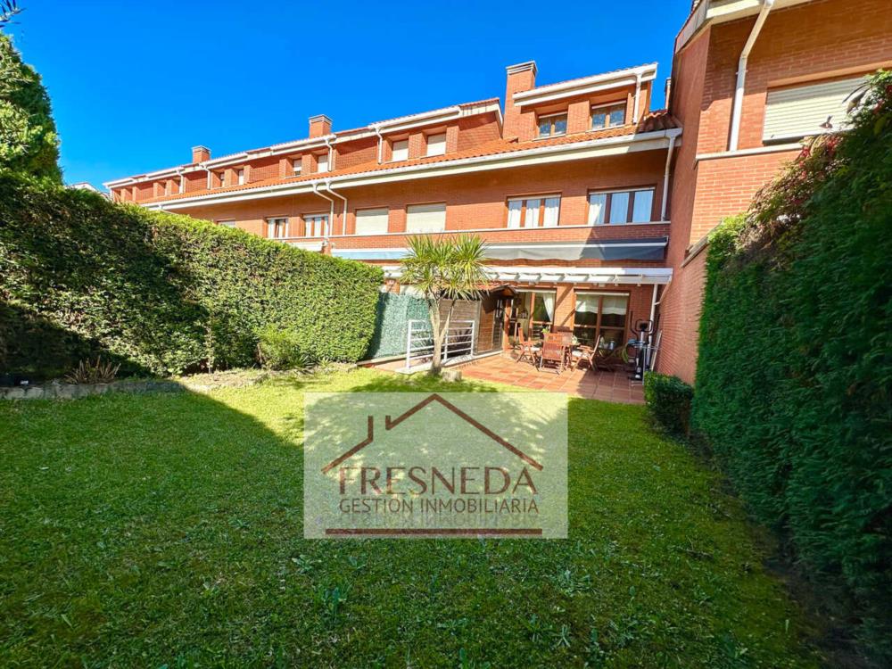 chalet en venta urbanizacion la fresneda