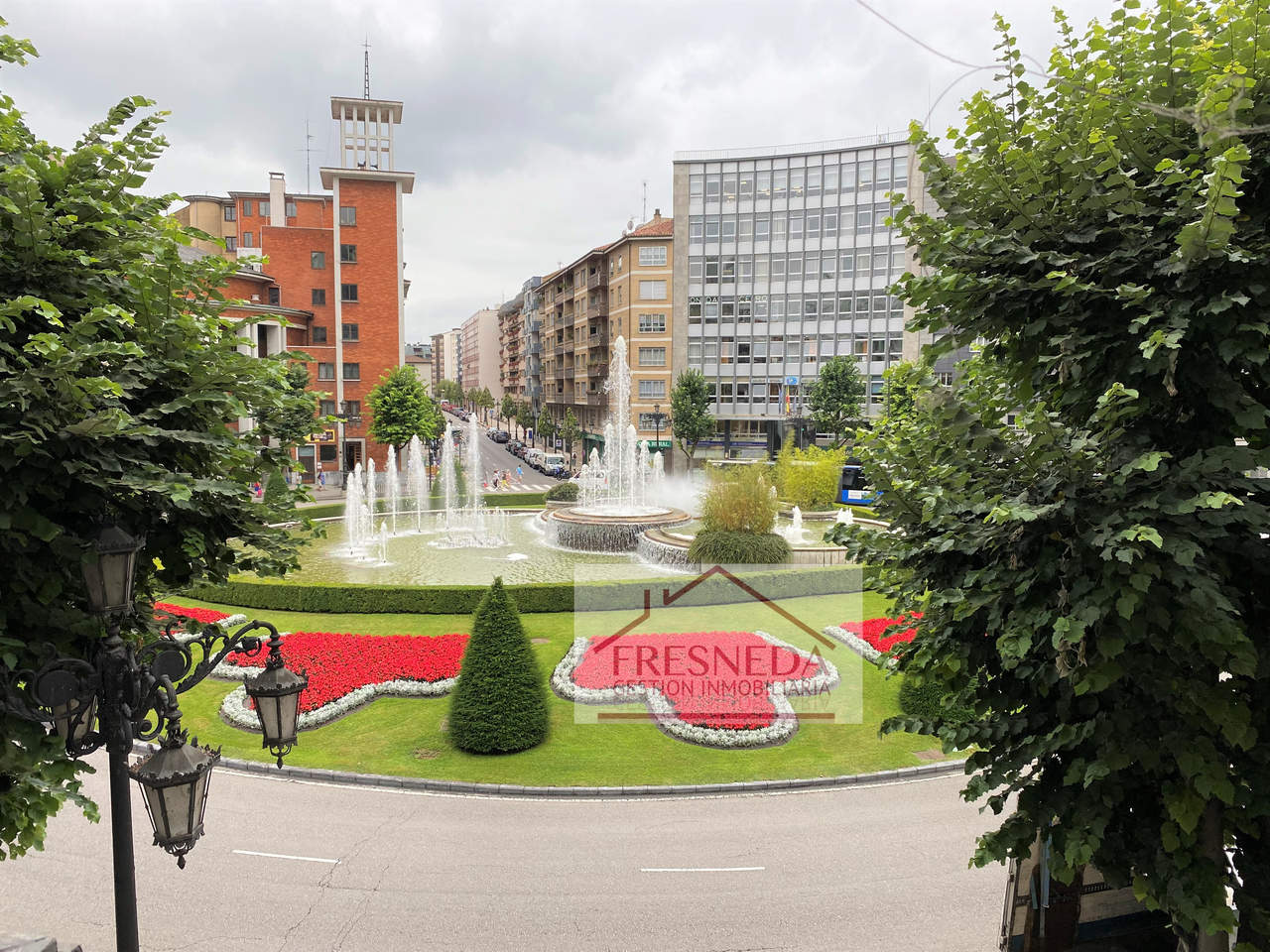 plaza america oviedo 