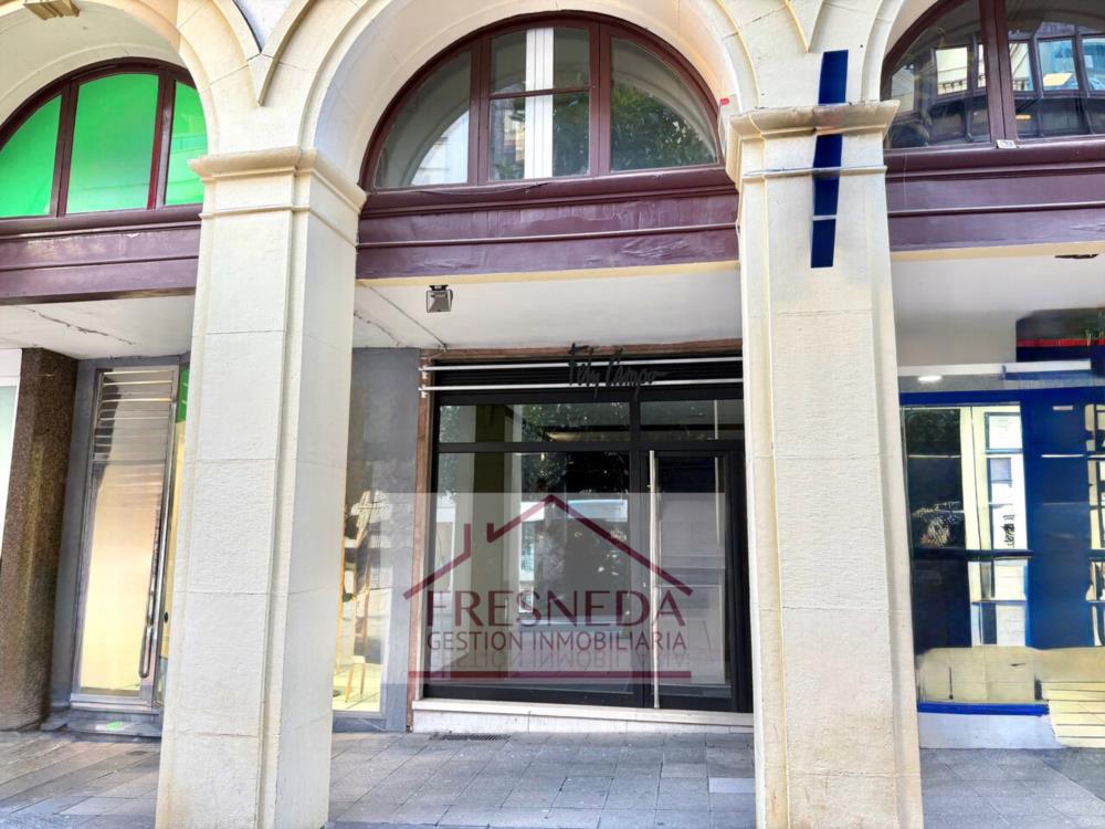 local en venta oviedo centro, calle Gil de Jaz