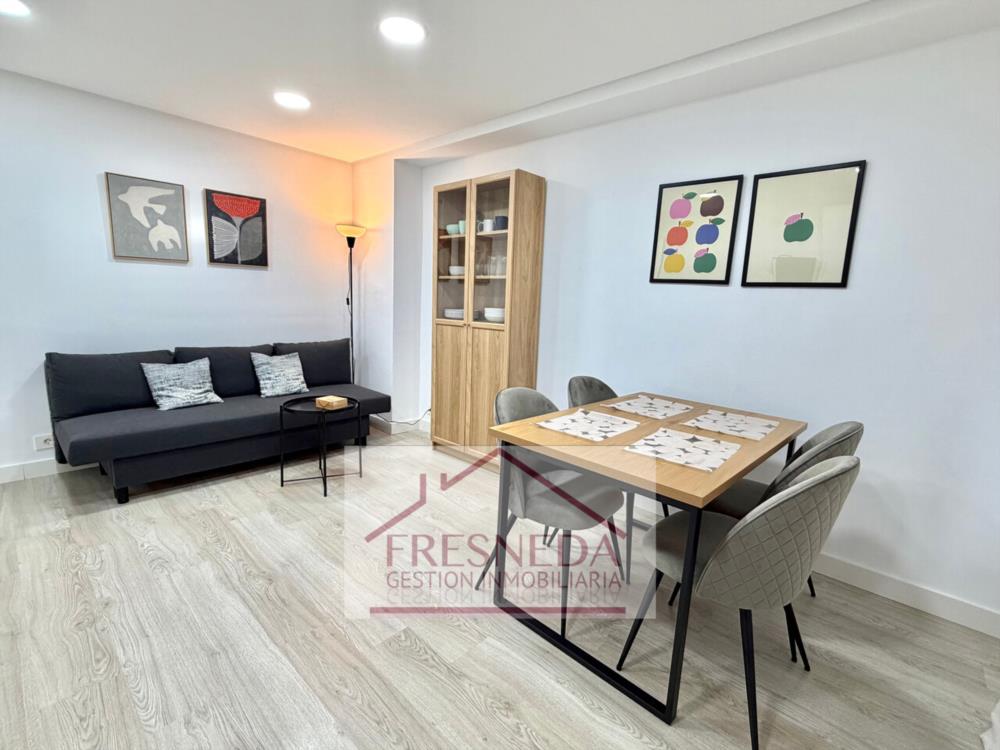 salon piso calle cervantes oviedo 