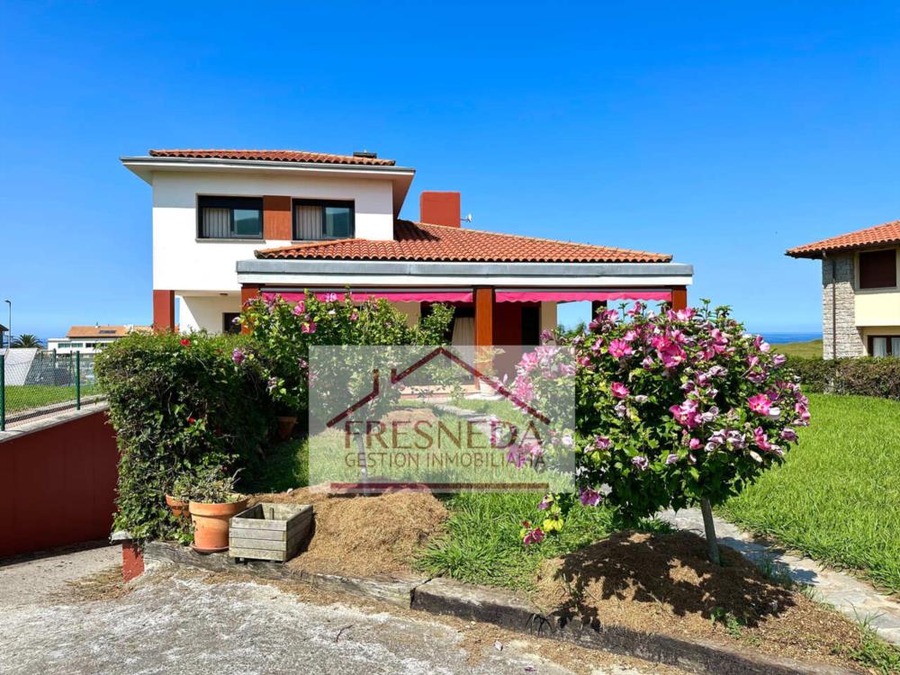 casa en venta La Isla Asturias