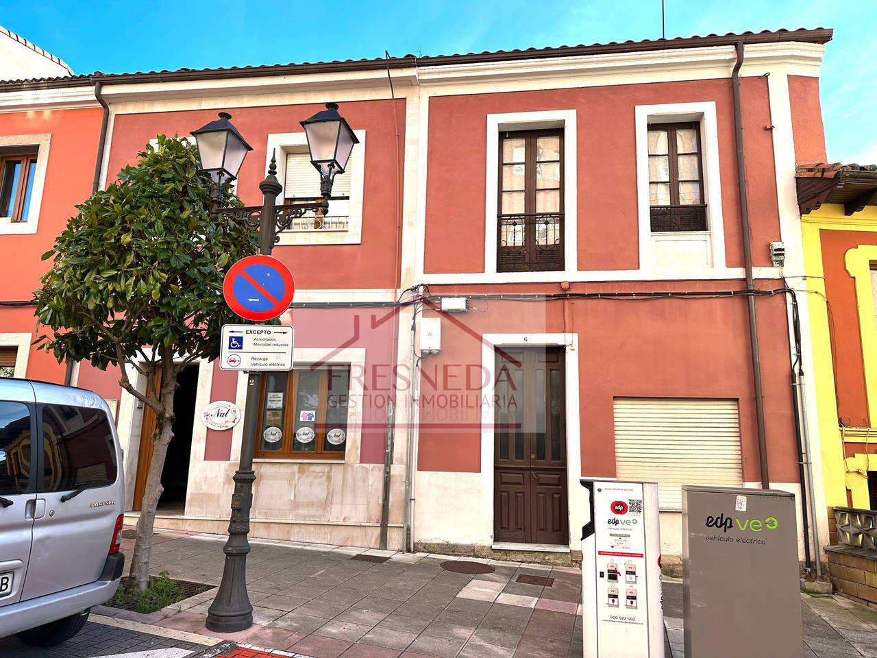 casas en venta noreña centro 