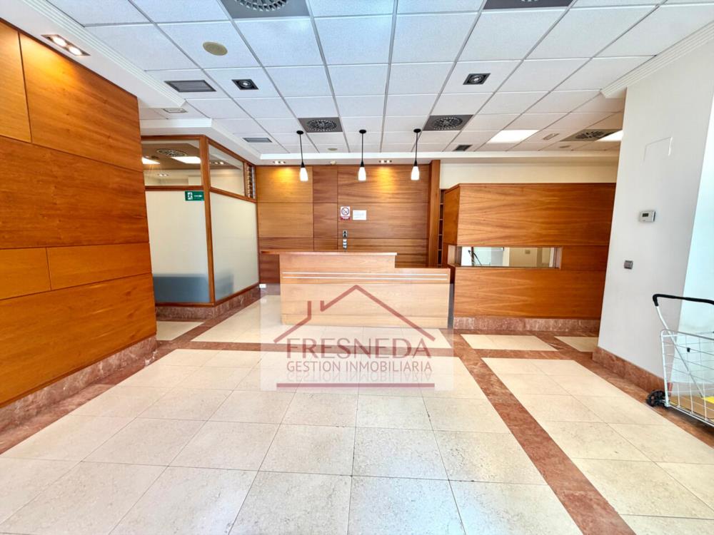 local disponible lugones